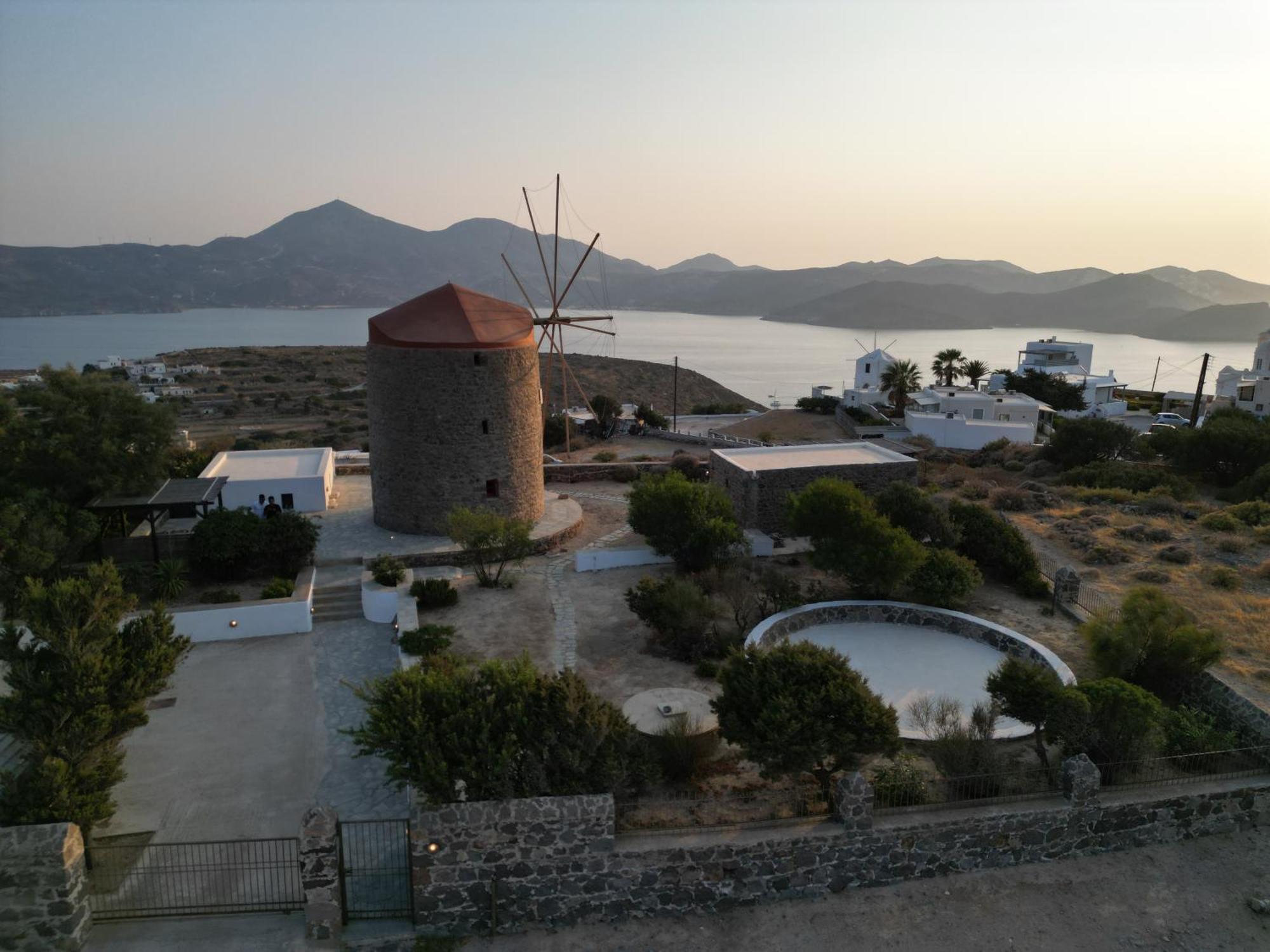 Marketos Windmill And Houses Tripití Exterior foto